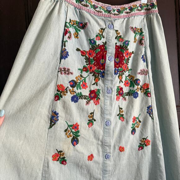 90s Vintage DENIMLAND  Floral Embroidered Maxi Button Front Jean Skirt Medium - Picture 3 of 9
